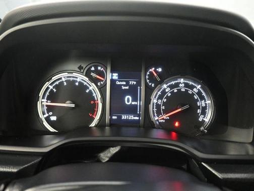 2024 Toyota 4Runner TRD Off Road