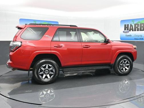 2024 Toyota 4Runner TRD Off Road