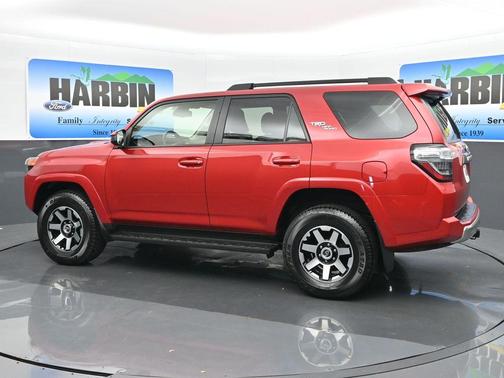 2024 Toyota 4Runner TRD Off Road
