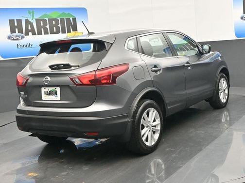 2017 Nissan Rogue Sport S