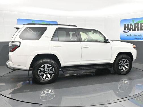 2024 Toyota 4Runner TRD Off Road