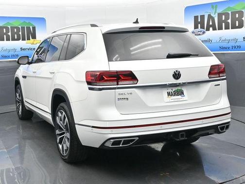 Opal White Pearl Effect 2023 Volkswagen Atlas 3.6L SEL Premium R-Line