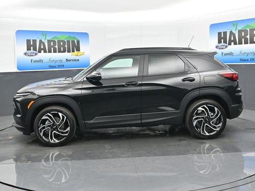 Black 2026 Chevrolet Trailblazer RS