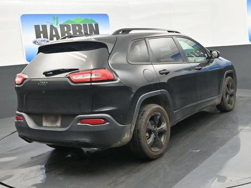 2016 Jeep Cherokee Altitude