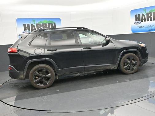 2016 Jeep Cherokee Altitude