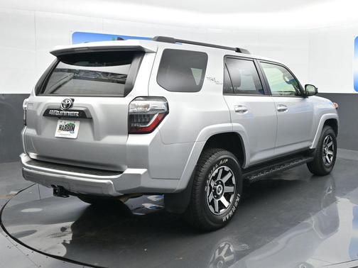 2024 Toyota 4Runner TRD Off Road