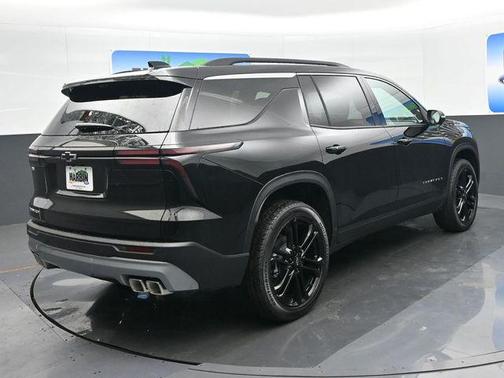 Black 2026 Chevrolet Traverse LT