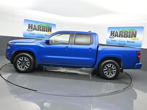 2024 Nissan Frontier SL