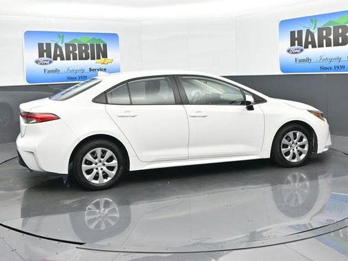 Ice 2024 Toyota Corolla LE