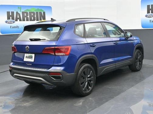 Blue Dusk 2024 Volkswagen Taos 1.5T S