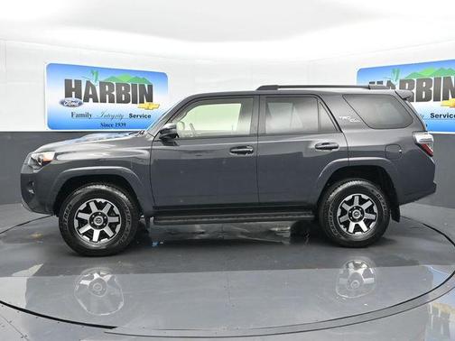 2024 Toyota 4Runner TRD Off Road