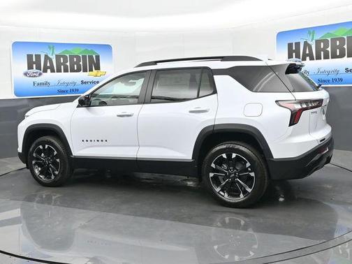 Polar White 2026 Chevrolet Equinox RS
