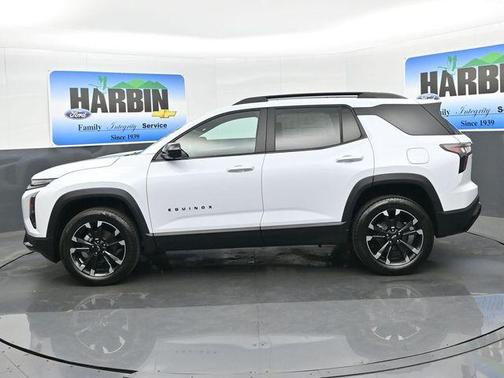 Polar White 2026 Chevrolet Equinox RS
