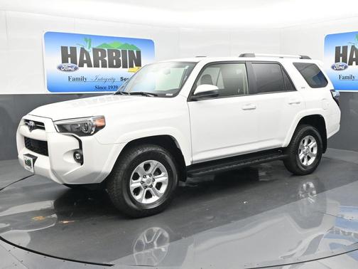 2024 Toyota 4Runner SR5