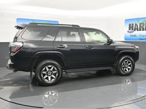 2024 Toyota 4Runner TRD Off Road