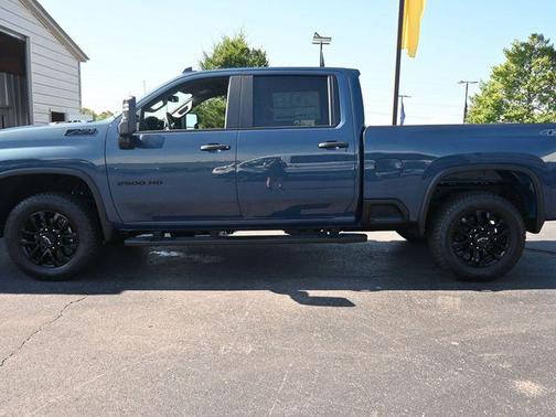 2026 Chevrolet Silverado 2500 Custom