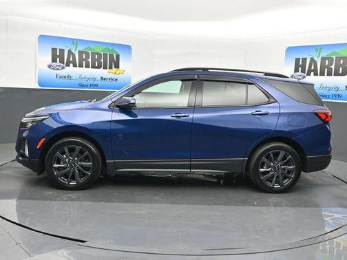 Blue 2022 Chevrolet Equinox RS