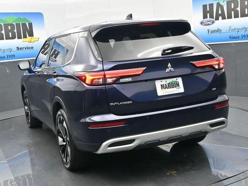 2022 Mitsubishi Outlander SE