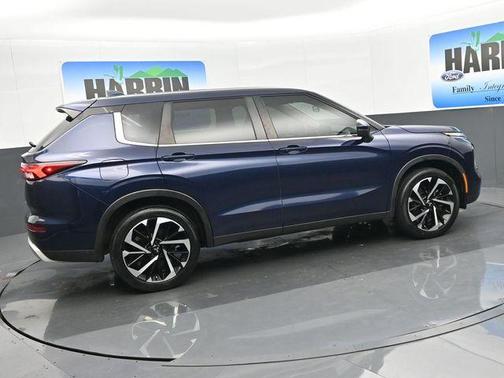 2022 Mitsubishi Outlander SE