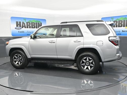 2024 Toyota 4Runner TRD Off Road