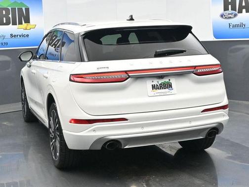 White Metallic 2022 Lincoln Corsair Reserve