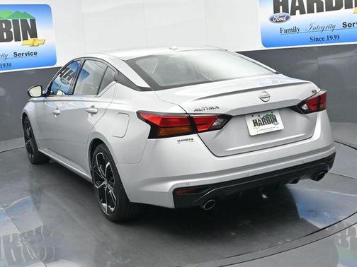 2025 Nissan Altima SR