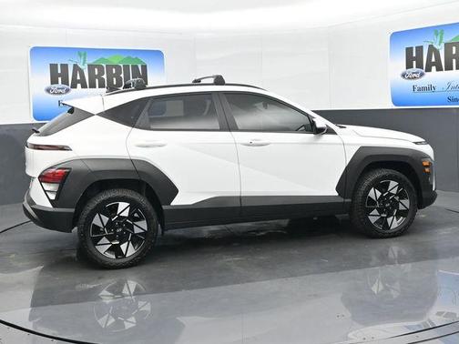 White 2024 Hyundai KONA SEL