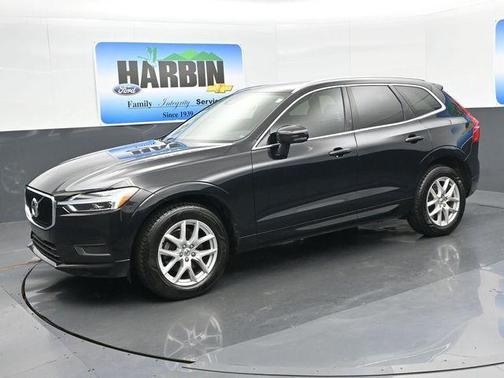 Onyx Black Metallic 2020 Volvo XC60 T5 Momentum