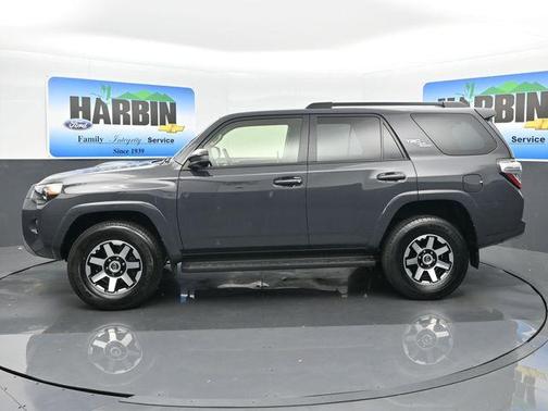 2024 Toyota 4Runner TRD Off Road