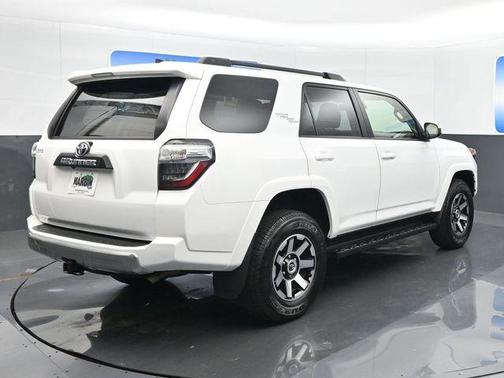 2024 Toyota 4Runner TRD Off Road