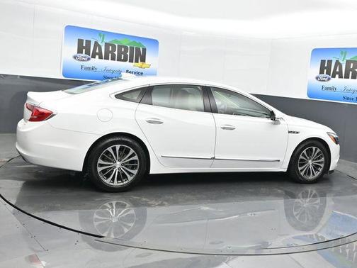 2017 Buick LaCrosse Essence