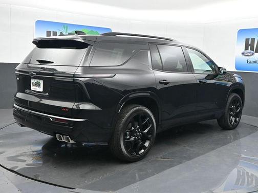 Black Metallic 2026 Chevrolet Traverse RS
