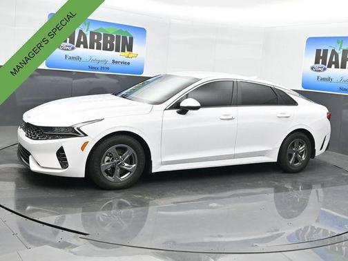 2022 Kia K5 LXS