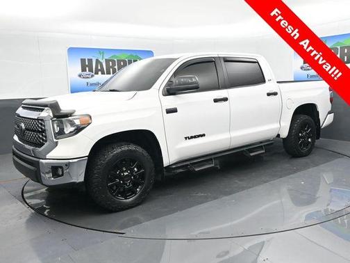 Super White 2021 Toyota Tundra SR5