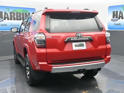 2024 Toyota 4Runner TRD Off Road