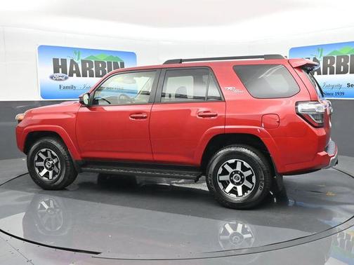 2024 Toyota 4Runner TRD Off Road