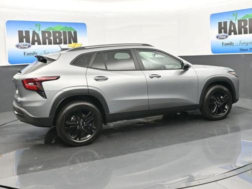 Sterling Gray Metallic 2025 Chevrolet Trax ACTIV