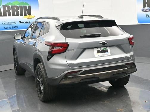 Sterling Gray Metallic 2025 Chevrolet Trax ACTIV