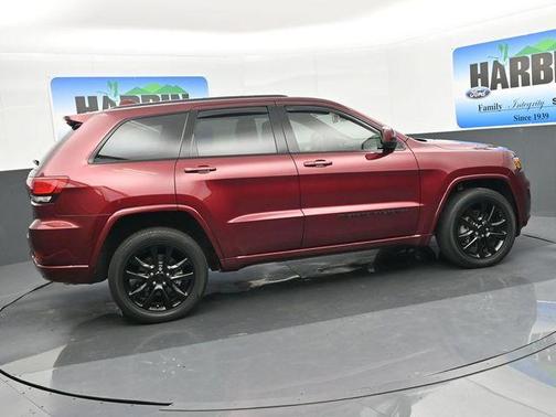 2022 Jeep Grand Cherokee WK Laredo