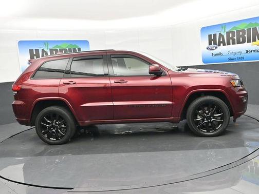 2022 Jeep Grand Cherokee WK Laredo