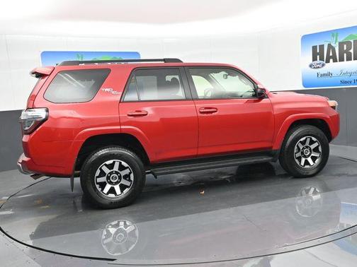 2024 Toyota 4Runner TRD Off Road
