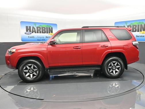 2024 Toyota 4Runner TRD Off Road