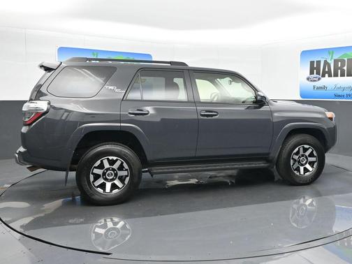 2024 Toyota 4Runner TRD Off Road