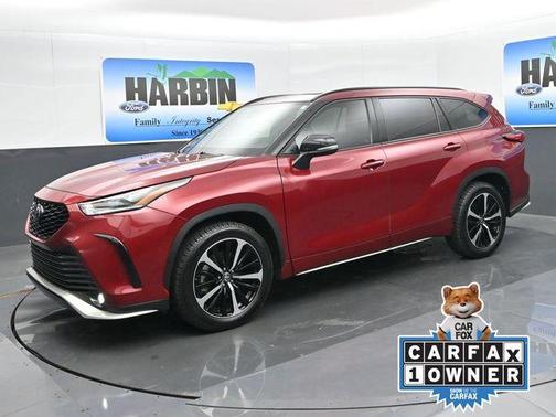 Ruby Flare Pearl 2022 Toyota Highlander XSE