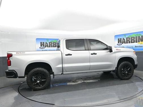 Silver Ice Metallic 2022 Chevrolet Silverado 1500 LT Trail Boss