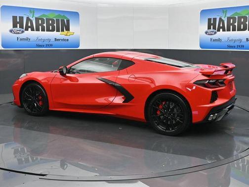 2026 Chevrolet Corvette Stingray w/2LT