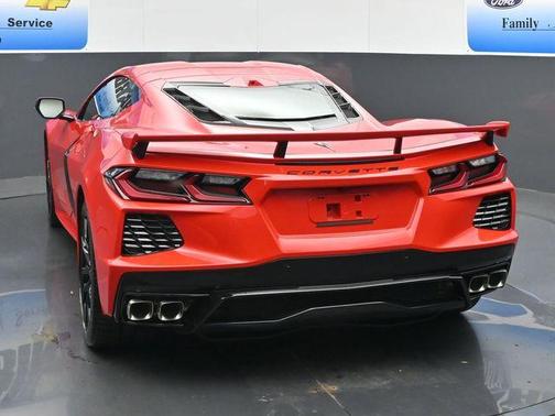 2026 Chevrolet Corvette Stingray w/2LT