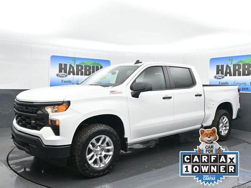 Summit White 2025 Chevrolet Silverado 1500 WT