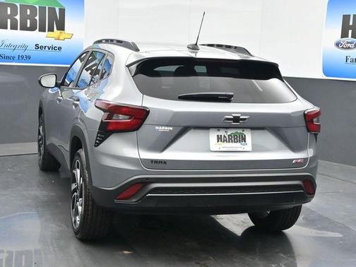 Sterling Gray Metallic 2026 Chevrolet Trax 2RS