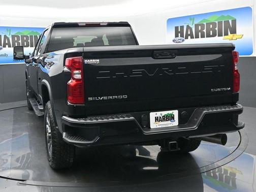 Black 2026 Chevrolet Silverado 2500 Custom